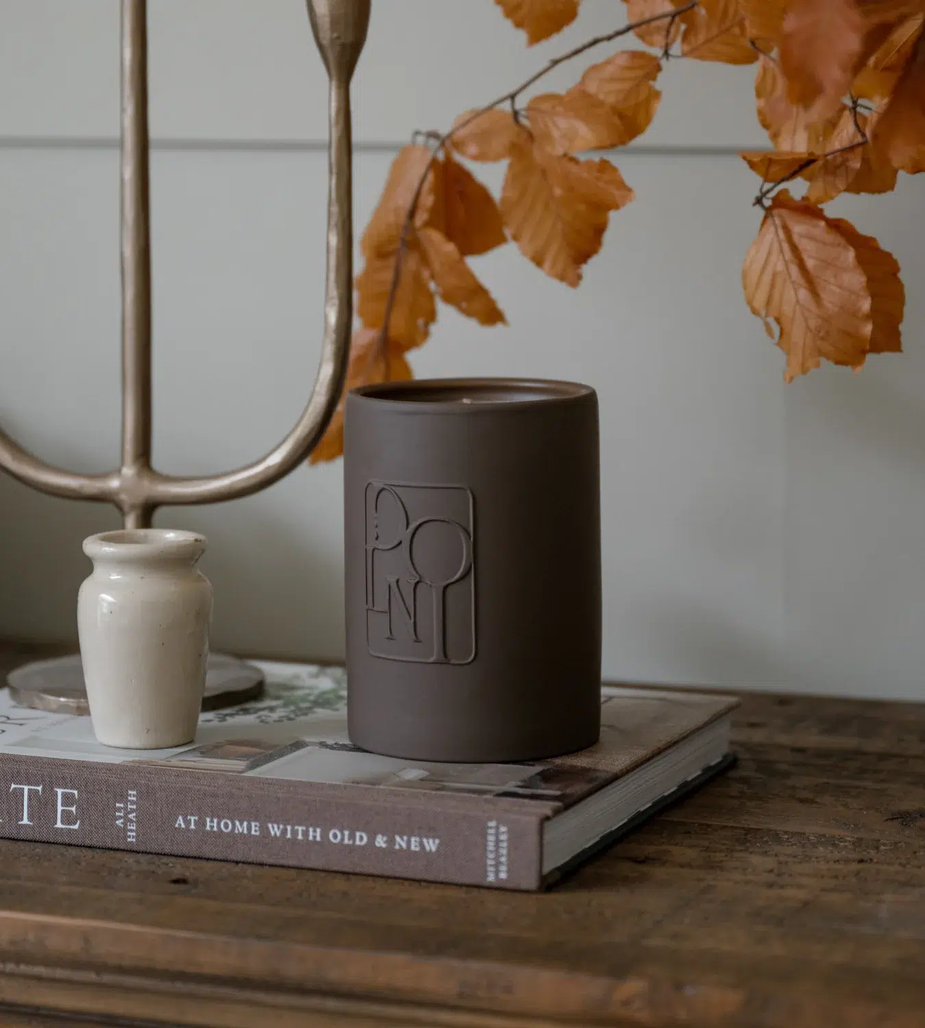 Tobacco & Oud rudos keramikos žvakė - Image 9